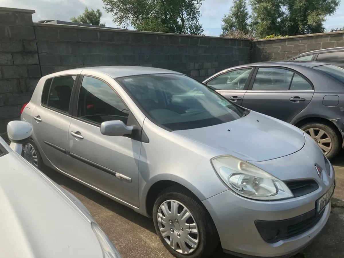 Renault clio 2008 - Image 3