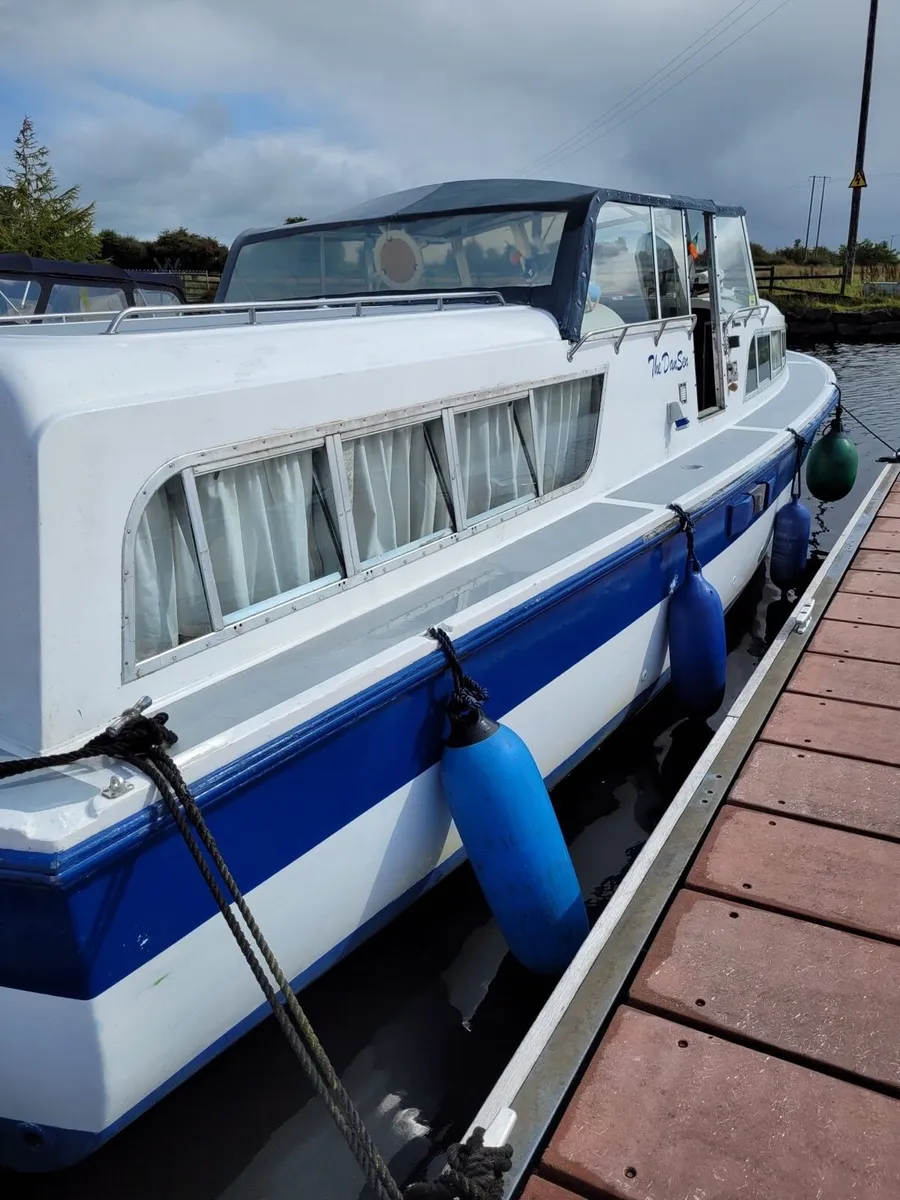 Broom Skipper 30ft - Image 3