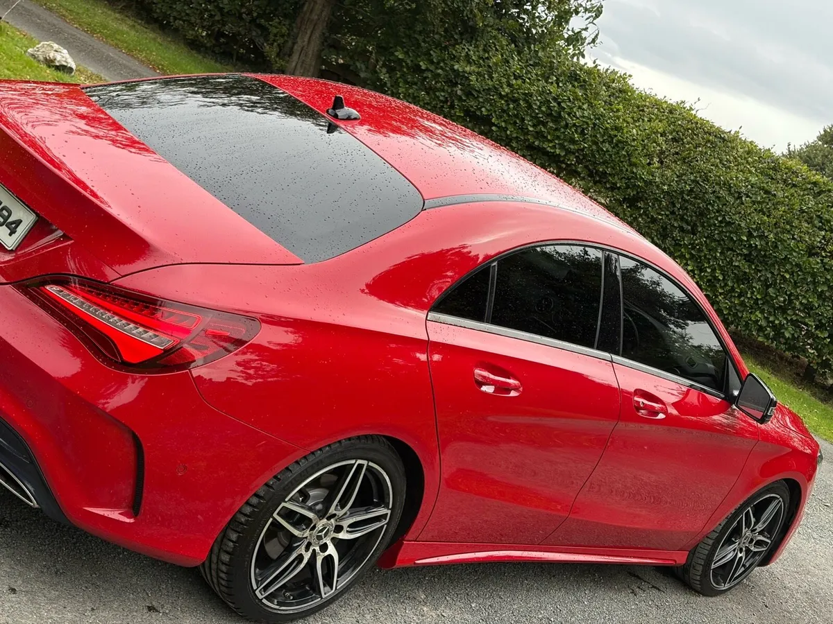 CLA 200d - Image 2