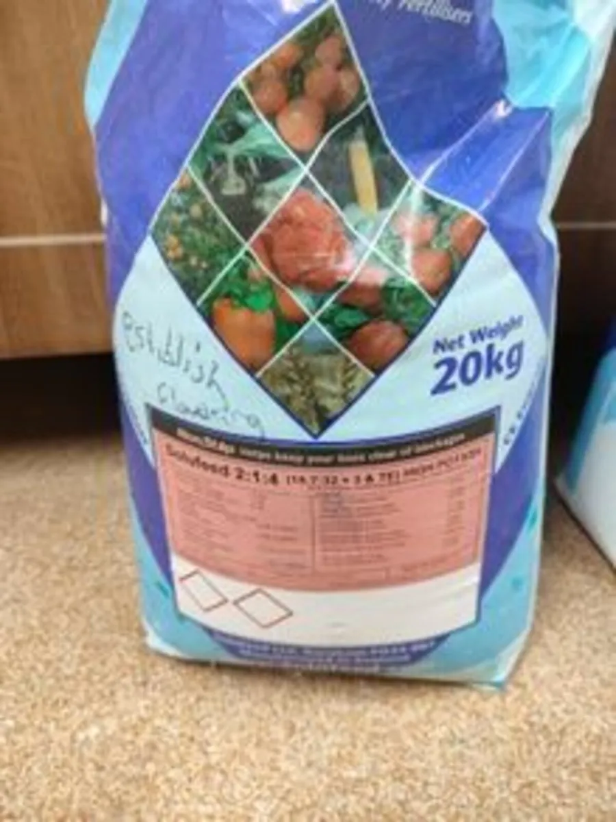 Fertilizer 2:1:4 High K Potassium Feed Fruit Soluf