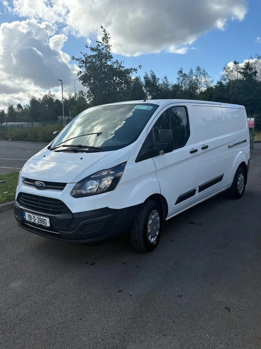 2019 ford transit custom LWB Tax4/26 Doe4/26 - Image 2