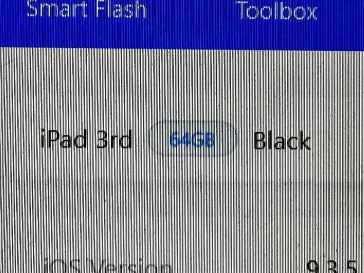 Apple iPAD 3rd Generation, 64GB - Image 4