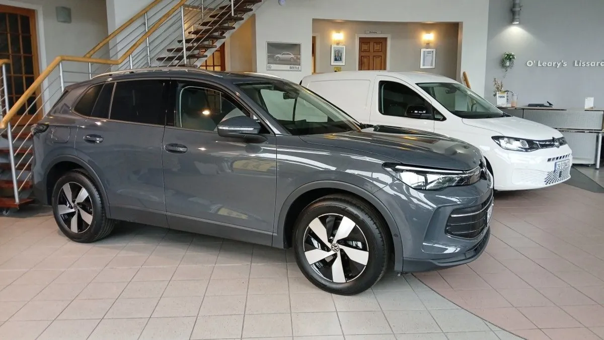 Volkswagen Tiguan 2.0 TDi Life  Edition 75 Dsg  D - Image 1