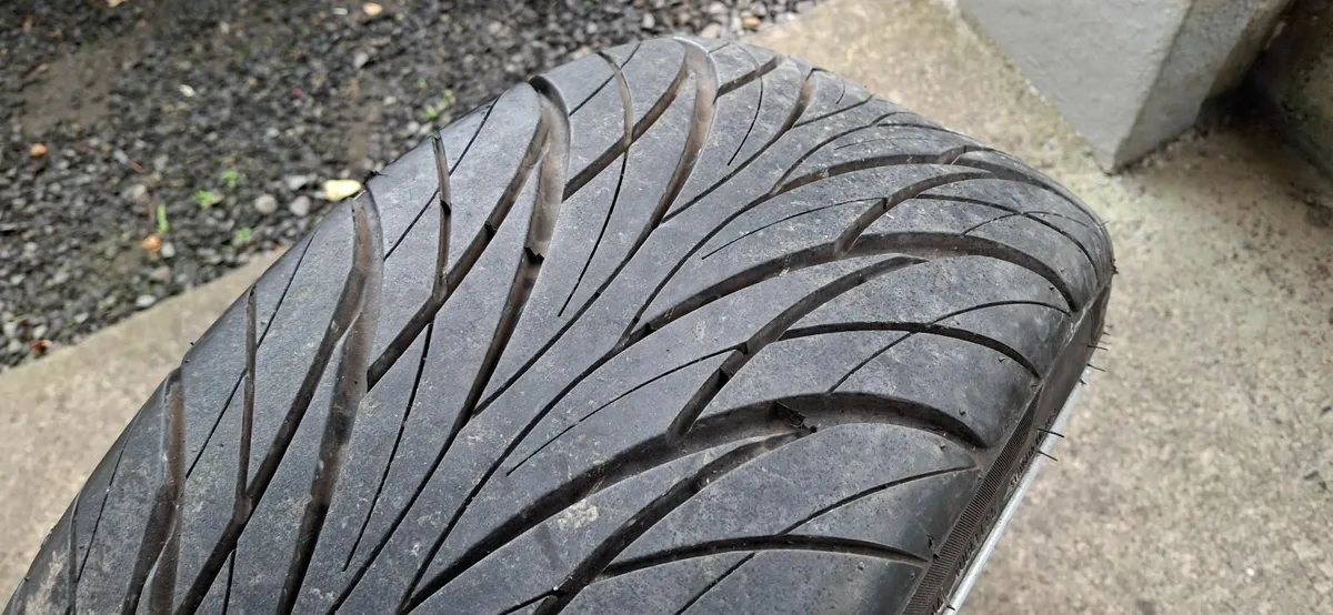 Original BMW 19inch alloys. New tyres - Image 3