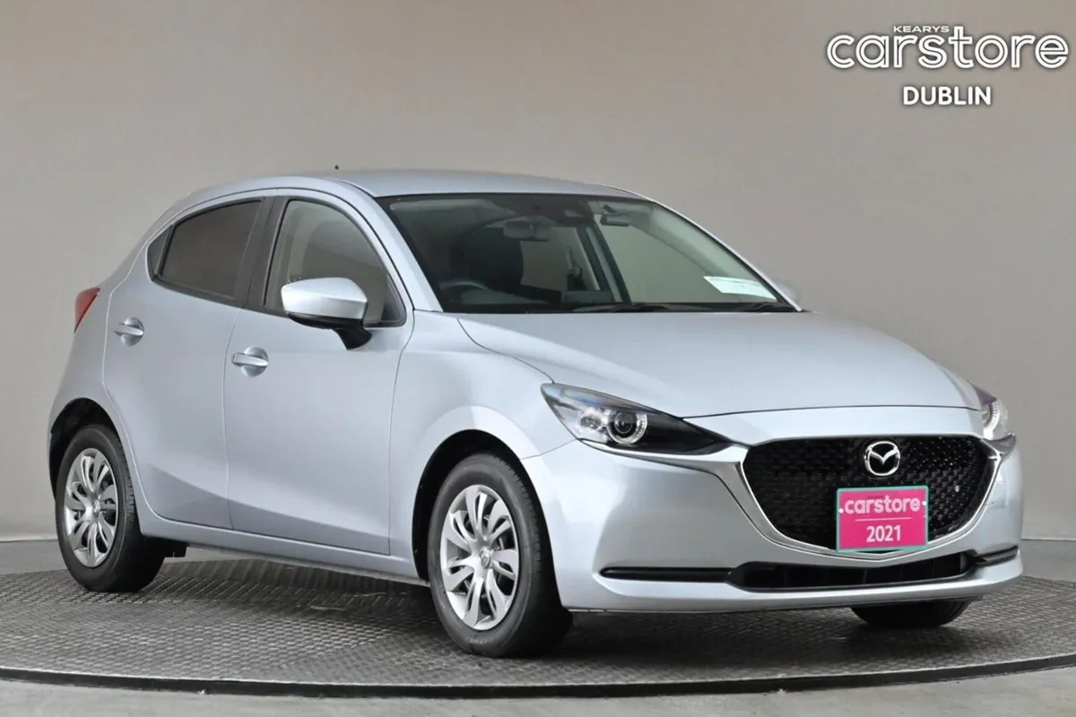 Mazda 2 1.5 Auto Skyactive  reverse Cam rear Park - Image 1