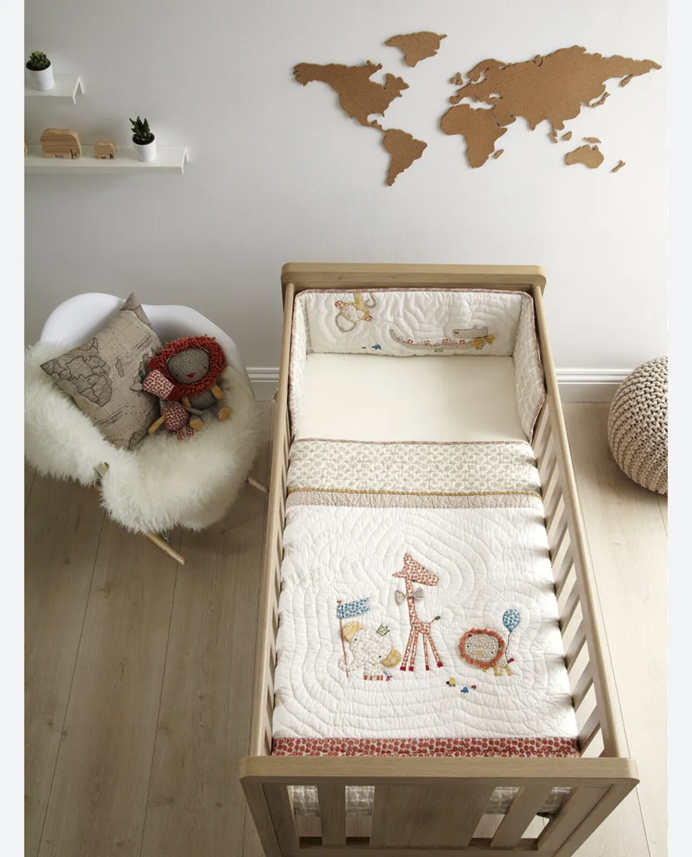 Quilt and cot bumper - Image 1