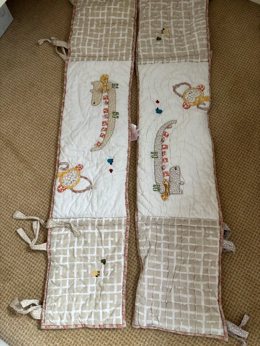 Quilt and cot bumper - Image 2