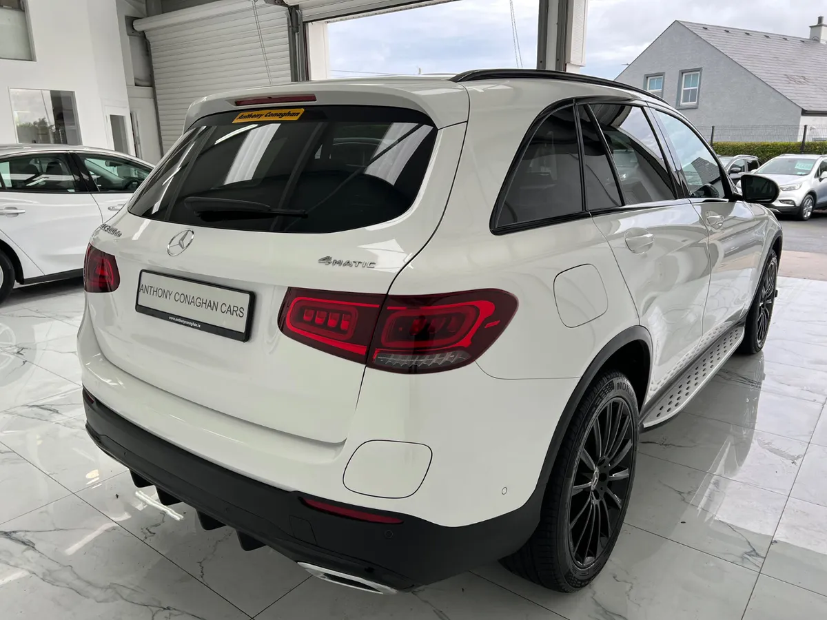 Mercedes-Benz GLC 2022 Diesel - Image 2
