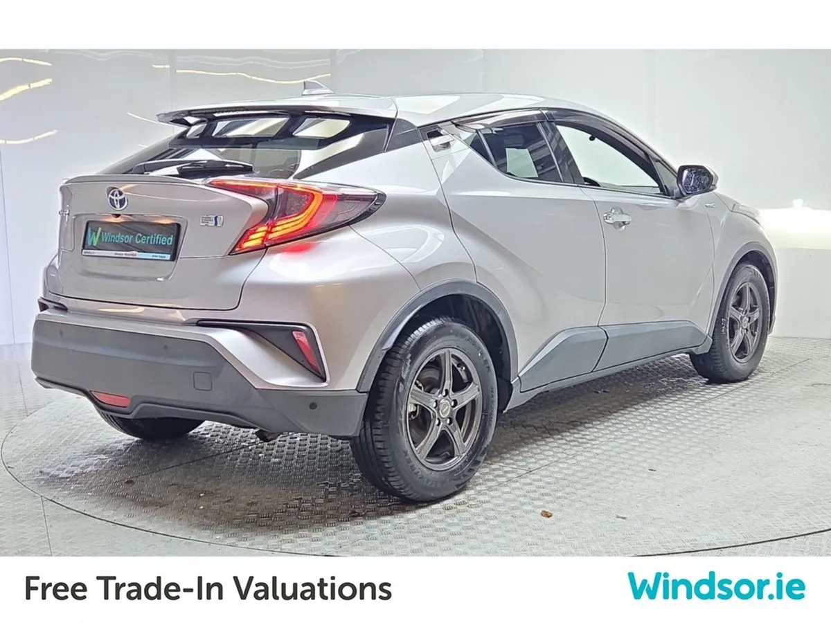 Toyota C-HR Hybrid G LED Top Spec - Image 3