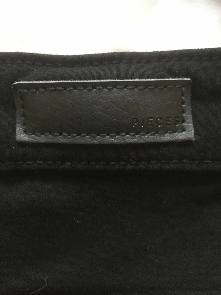 NEW Black Jeggings Jeans from PIECES BRAND - Image 2