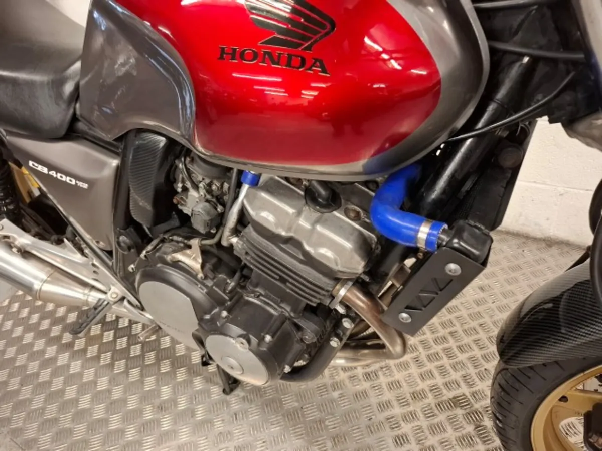 Honda CB400 Super Four1997 - Image 4