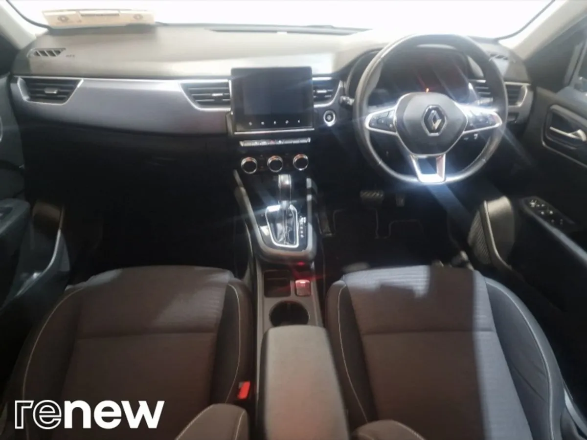 Renault Arkana Iconic E-tech Hybrid 145 Auto - Image 3