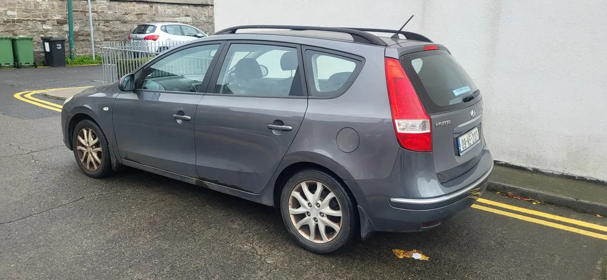 Hyundai i30 2009 - Image 2