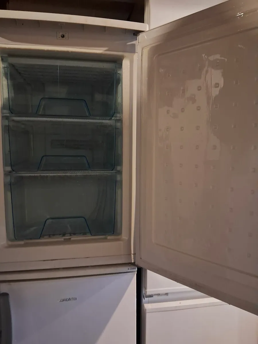 UNDER COUNTER FREEZER - Image 3