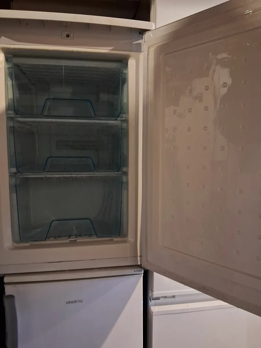UNDER COUNTER FREEZER - Image 4