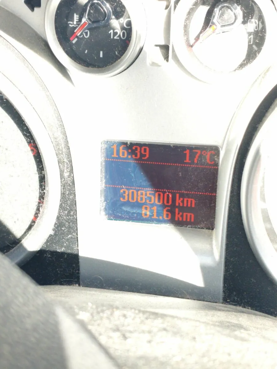 Ford Focus 2010 - Image 4
