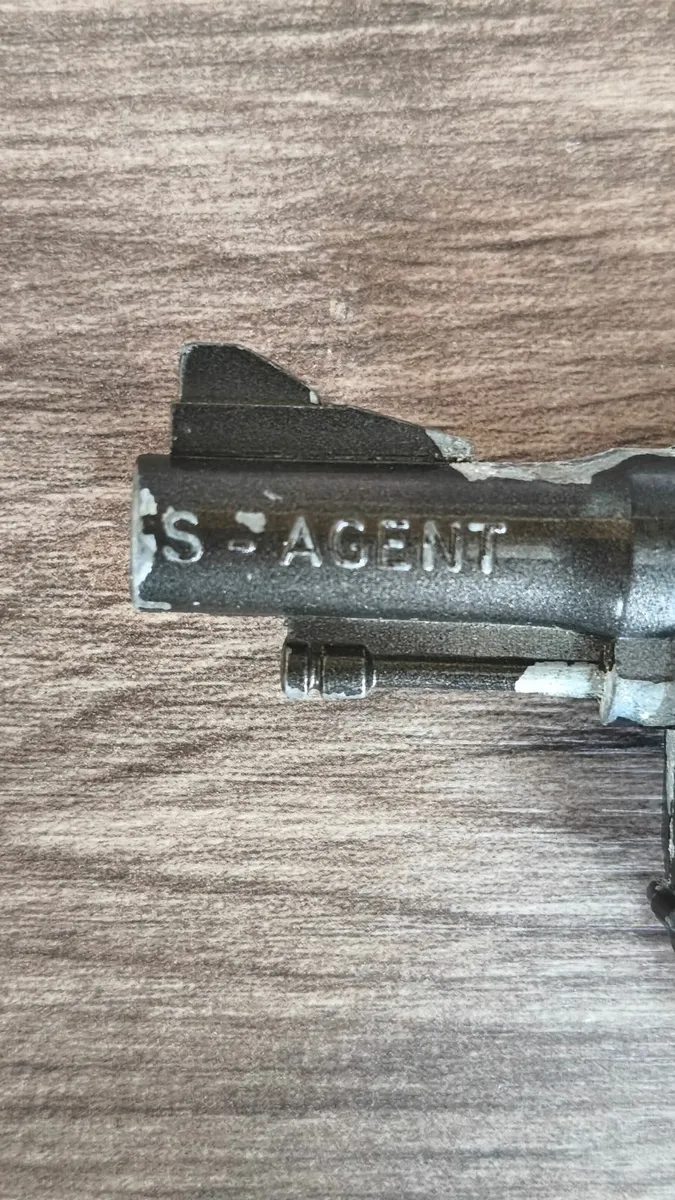 Vintage Crescent Toys Secret S-Agent Revolver Cap - Image 4