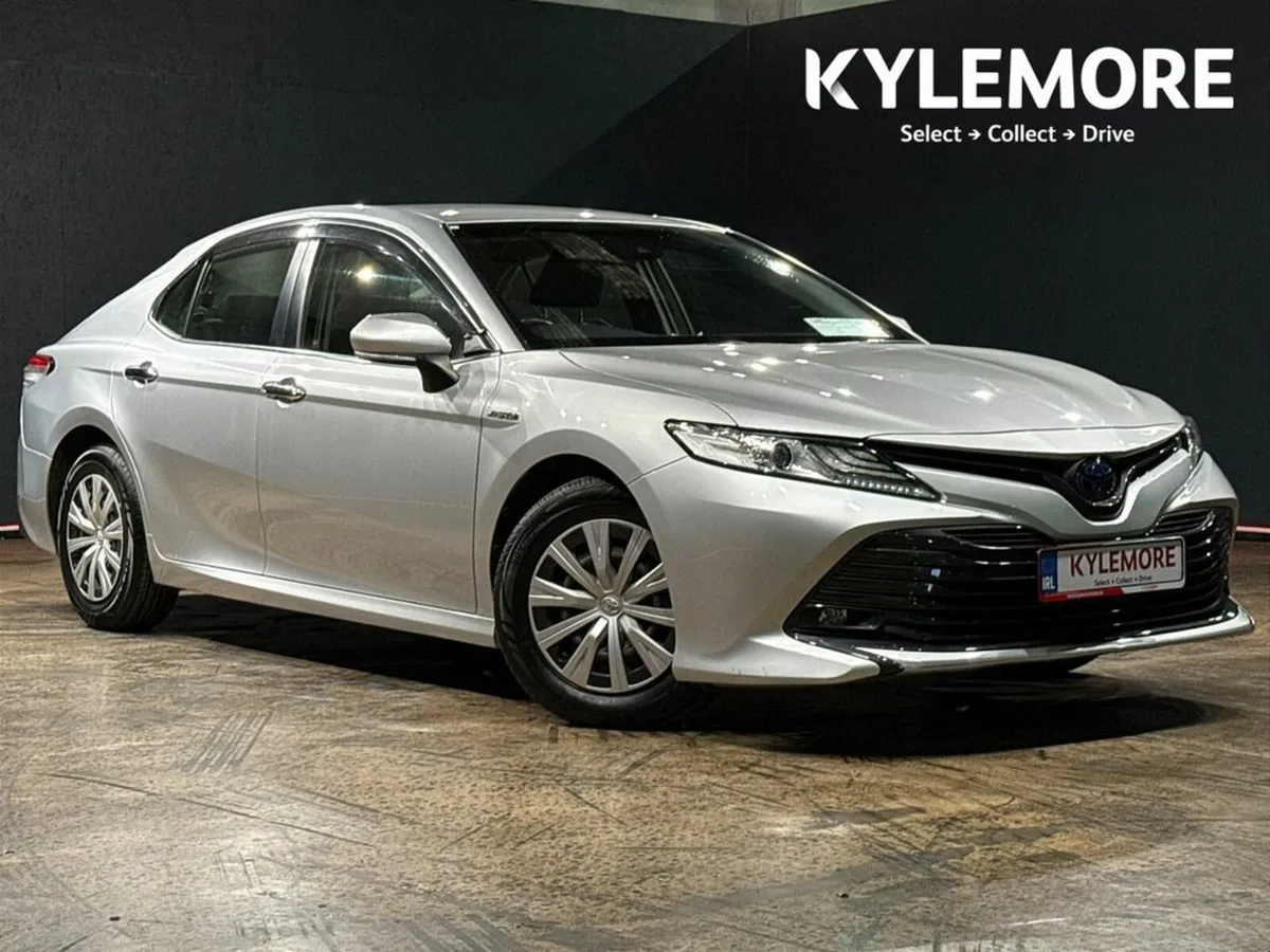 Toyota Camry 2.5 AUTO HYBRID - REVERSE CAMERA - CR - Image 1