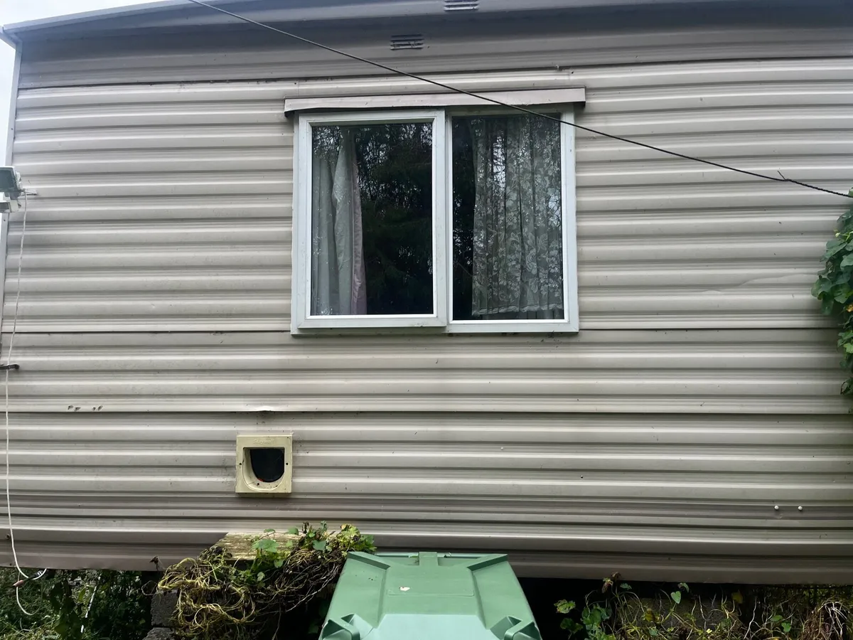 Mobile home - Image 1