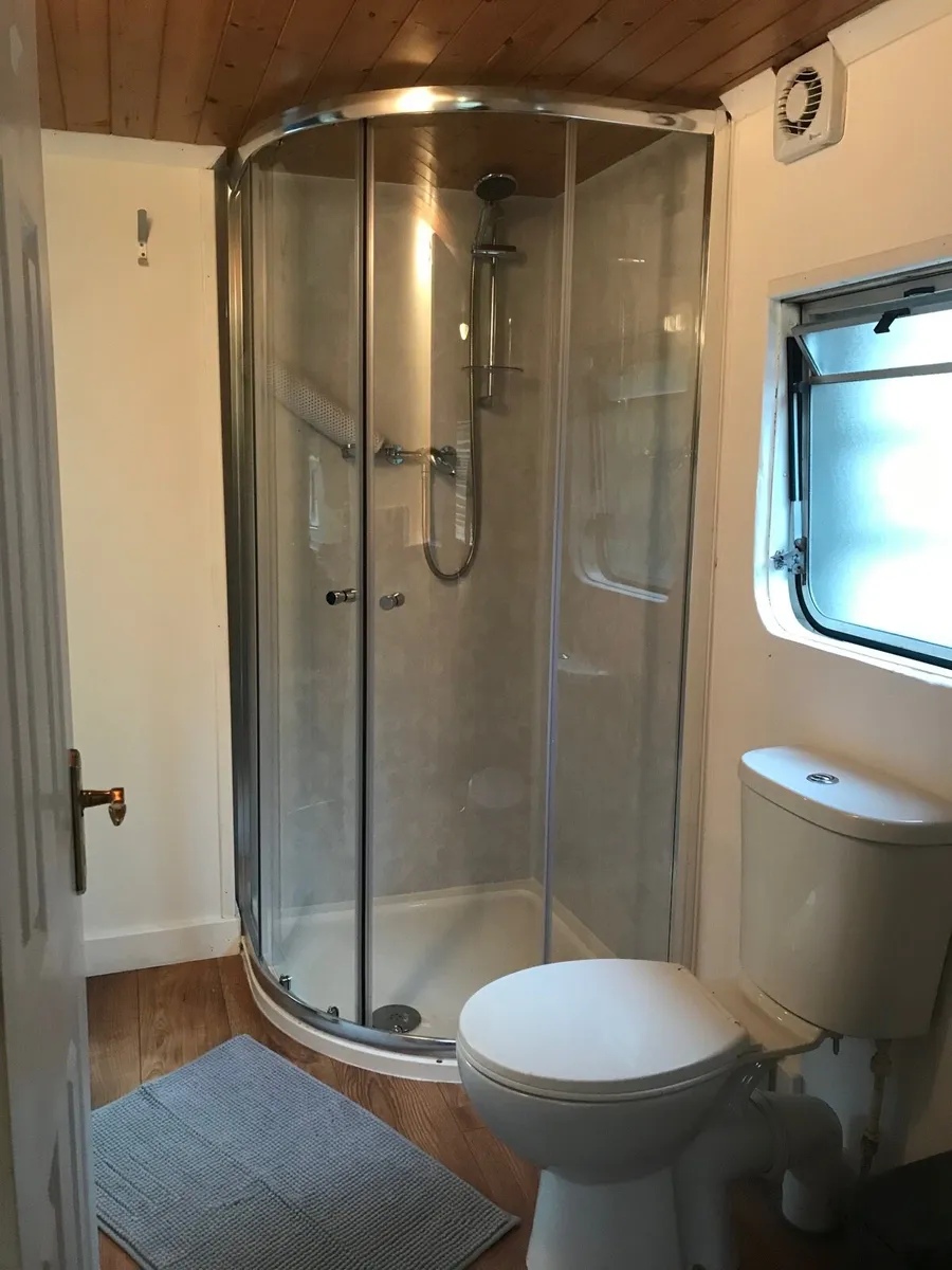 Two Bed Mobile Home To Let - Image 4