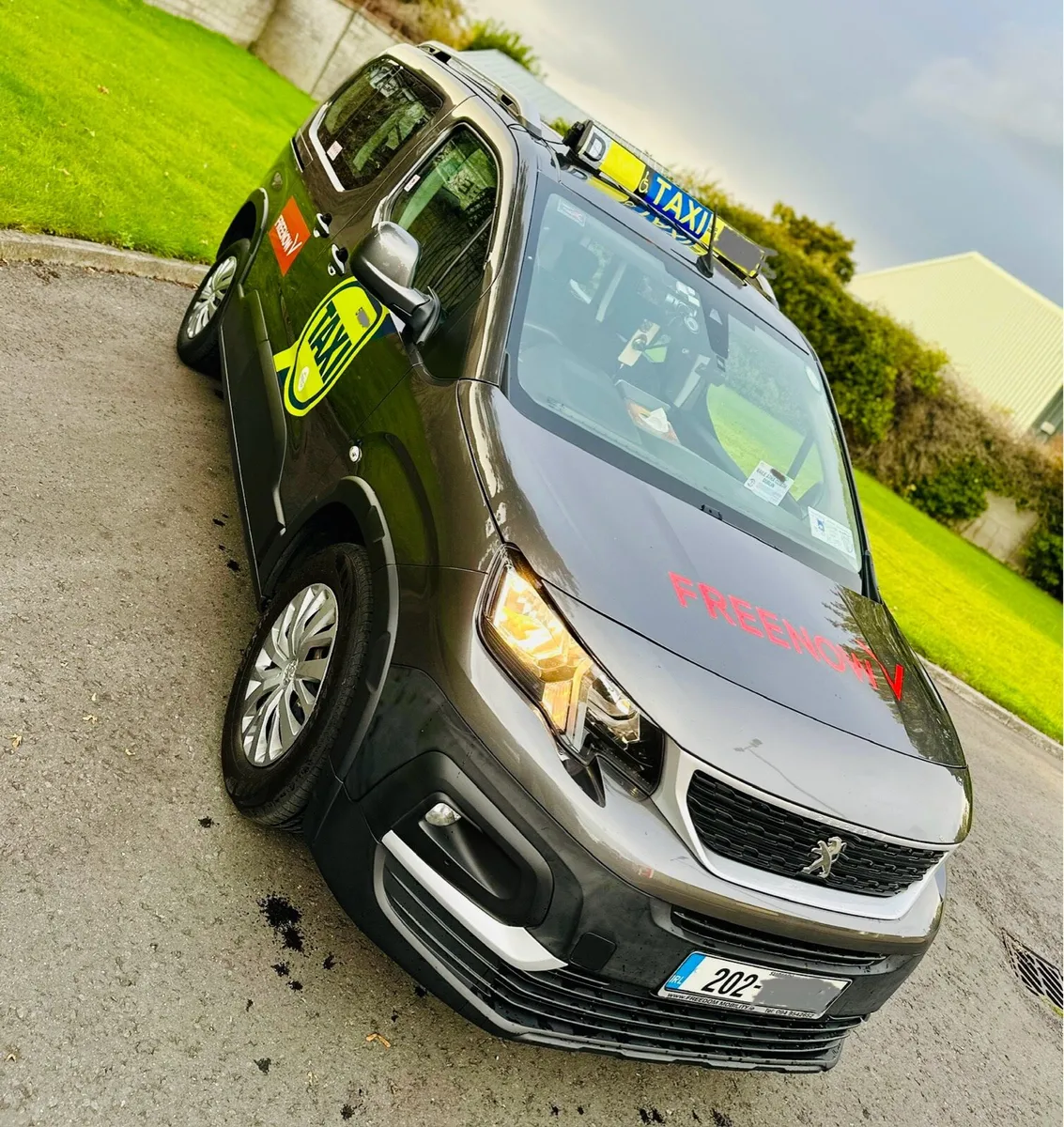 Peugeot Rifter 202 | 1.5L Diesel | WAV Taxi Ready - Image 1