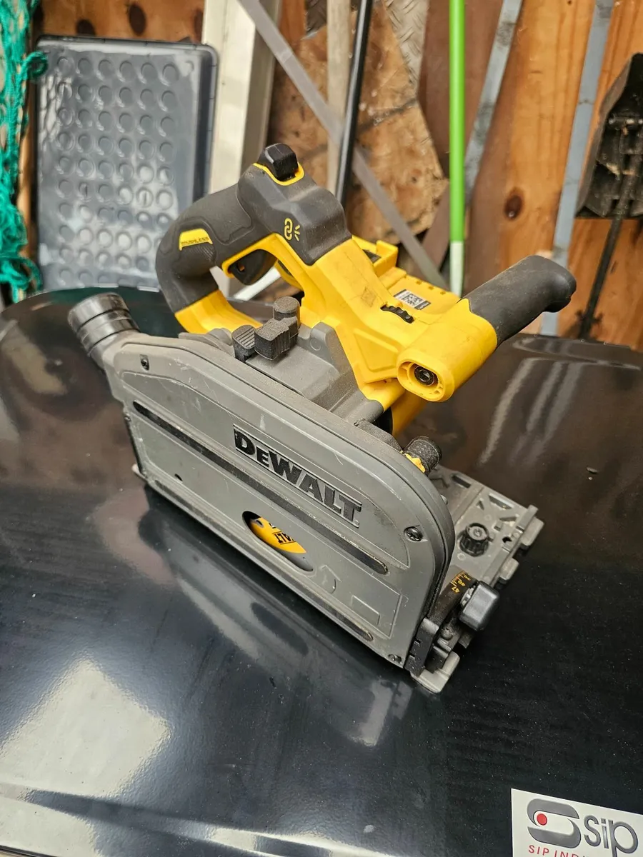 Dewalt 54v plugne saw - Image 1