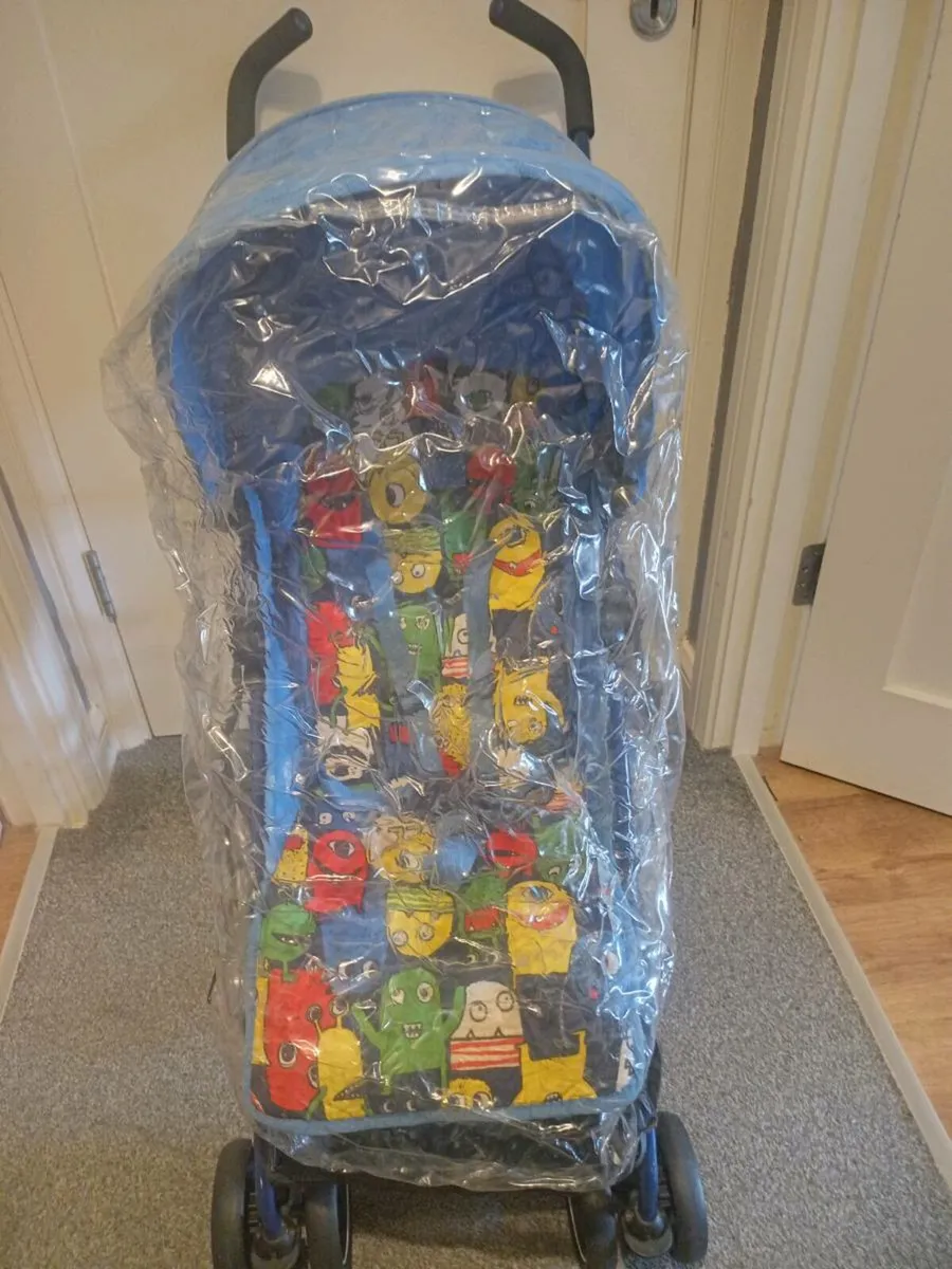 Mothercare baby's buggy with rain cover - Image 2