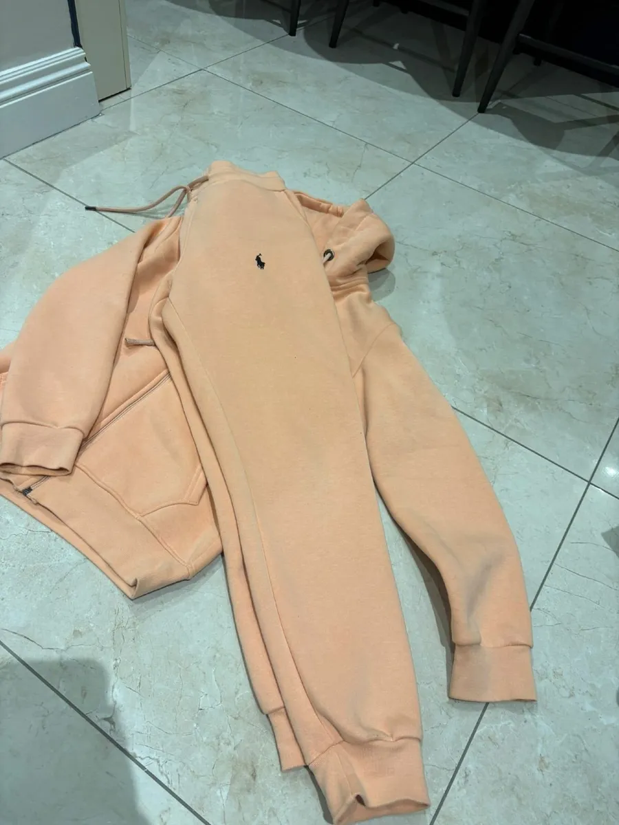 Ladies  tracksuit - Image 2