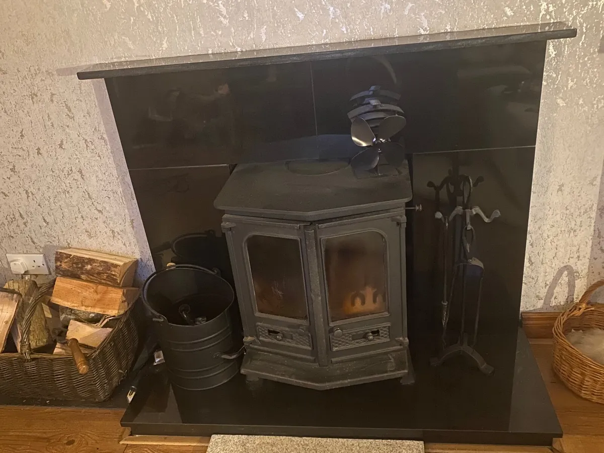 Stove and fireplace surround - Image 2