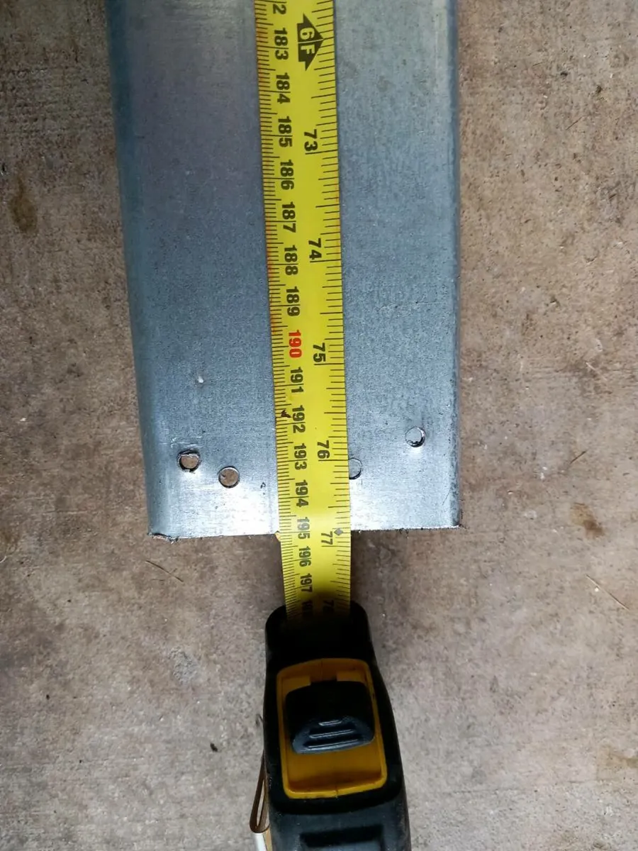 Adjustable tool rack. Adman sheds - Image 3