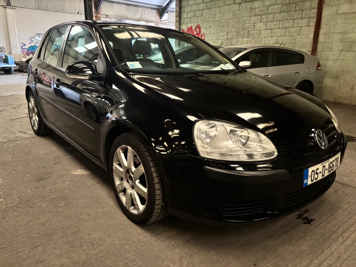 2005 GOLF Automatic* LEATHER HEATED SEATS SUNROOF* - Image 1
