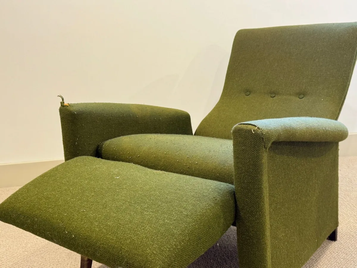 Recliner chair - Image 2