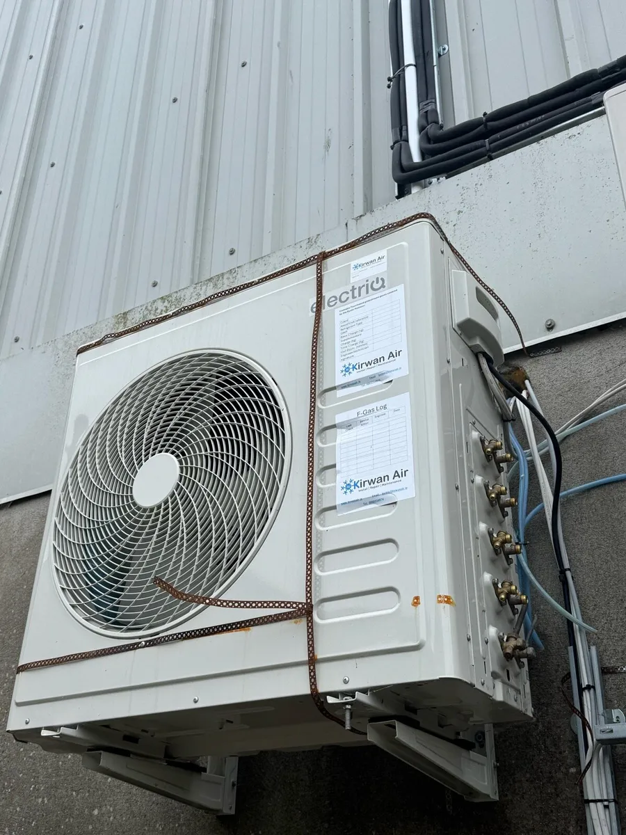 Air conditioning units - Image 1