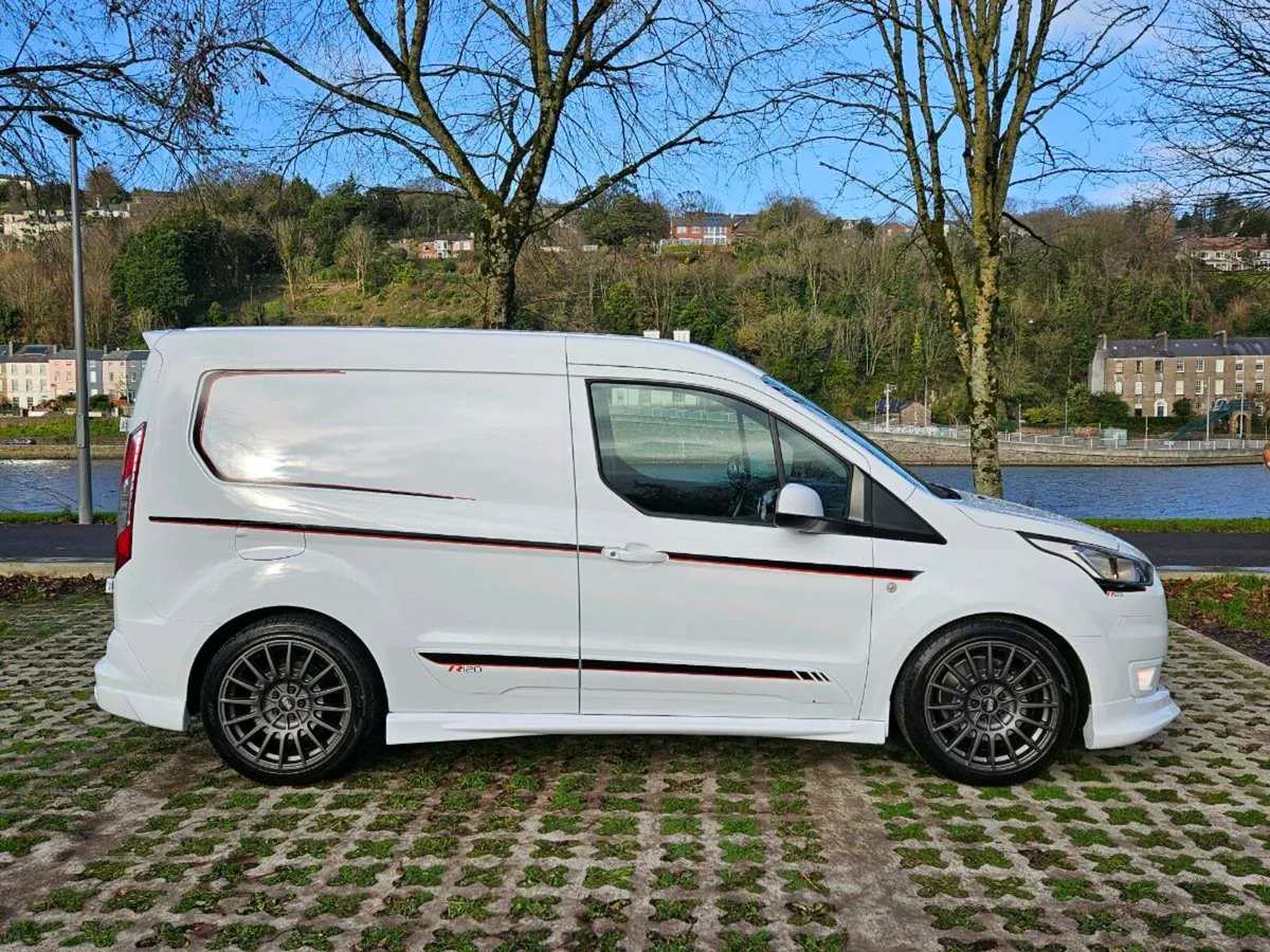 Ford Transit Connect - Image 1