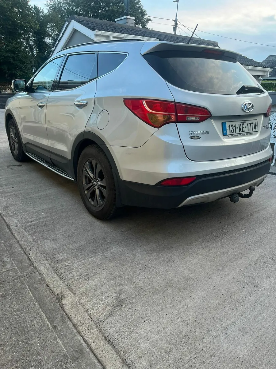 Hyundai Santa Fe 2013  new nct - Image 4
