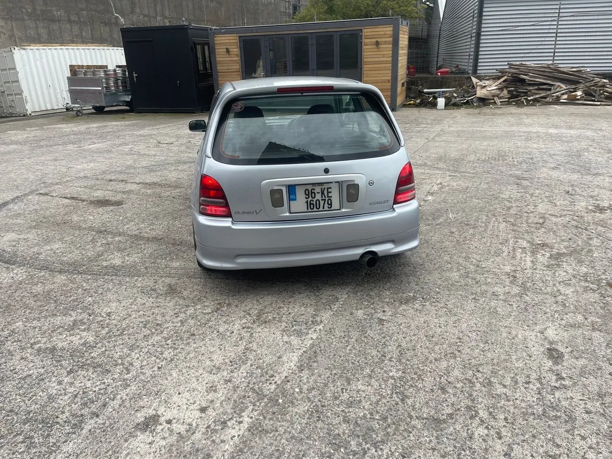 96 Toyota Starlet Glanza V - Image 4