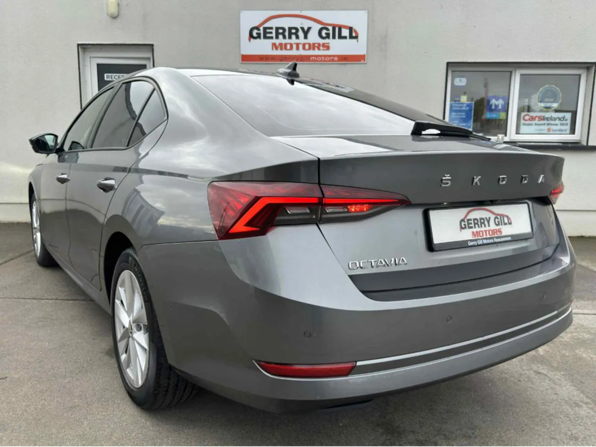 Skoda Octavia AMBITION 2.0 TDI 115 BHP - Image 4