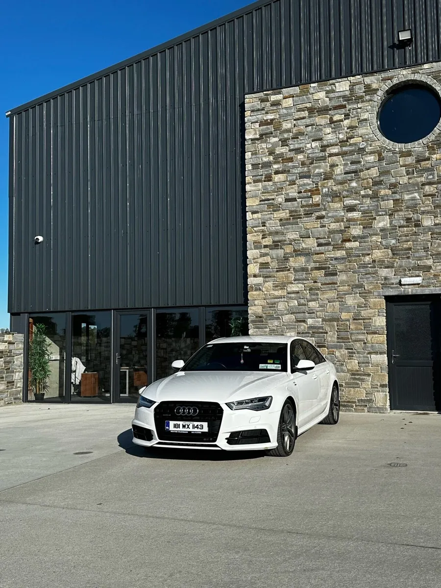 Audi A6 V6 3.0L Quattro Black edition - Image 2