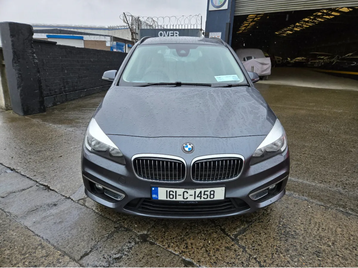 BMW 2-Series 218D LUXURY ZL2K 4DR// 7  SEATER// FU - Image 1