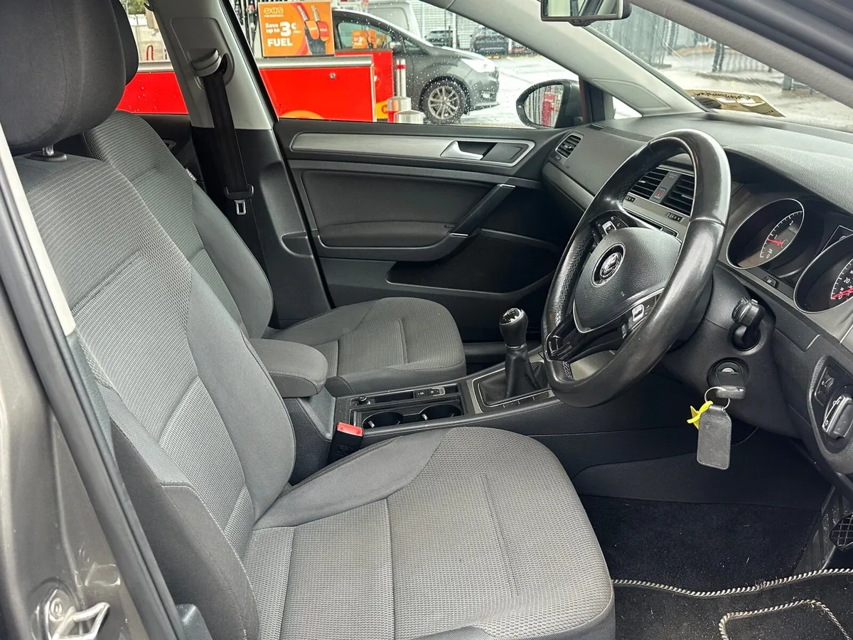 Volkswagen Golf 2014 - Image 3