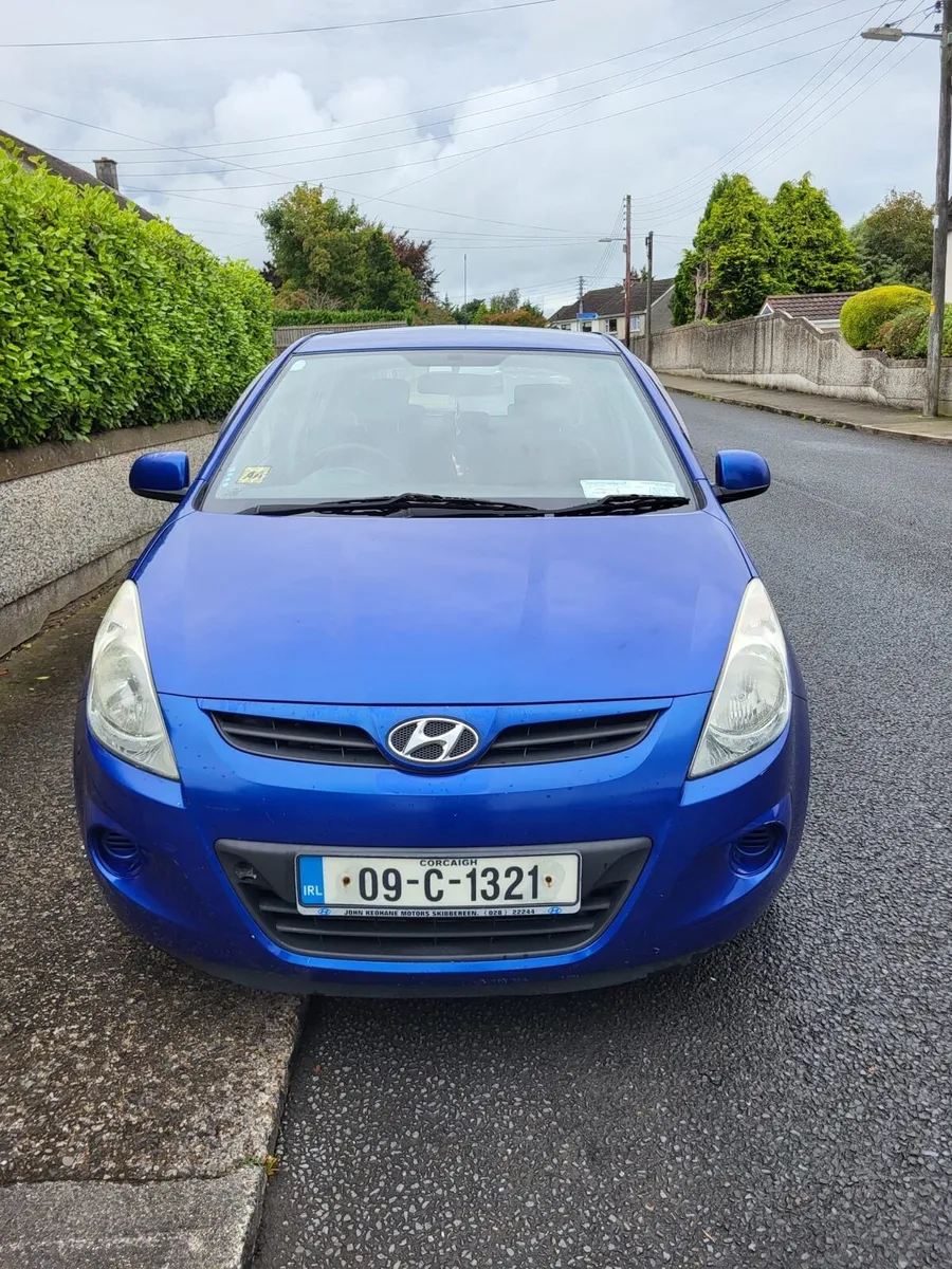 Hyundai i20 2009 - Image 2