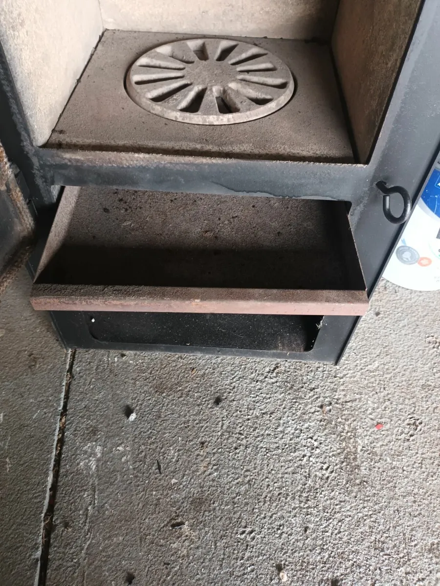 Stove - Image 3
