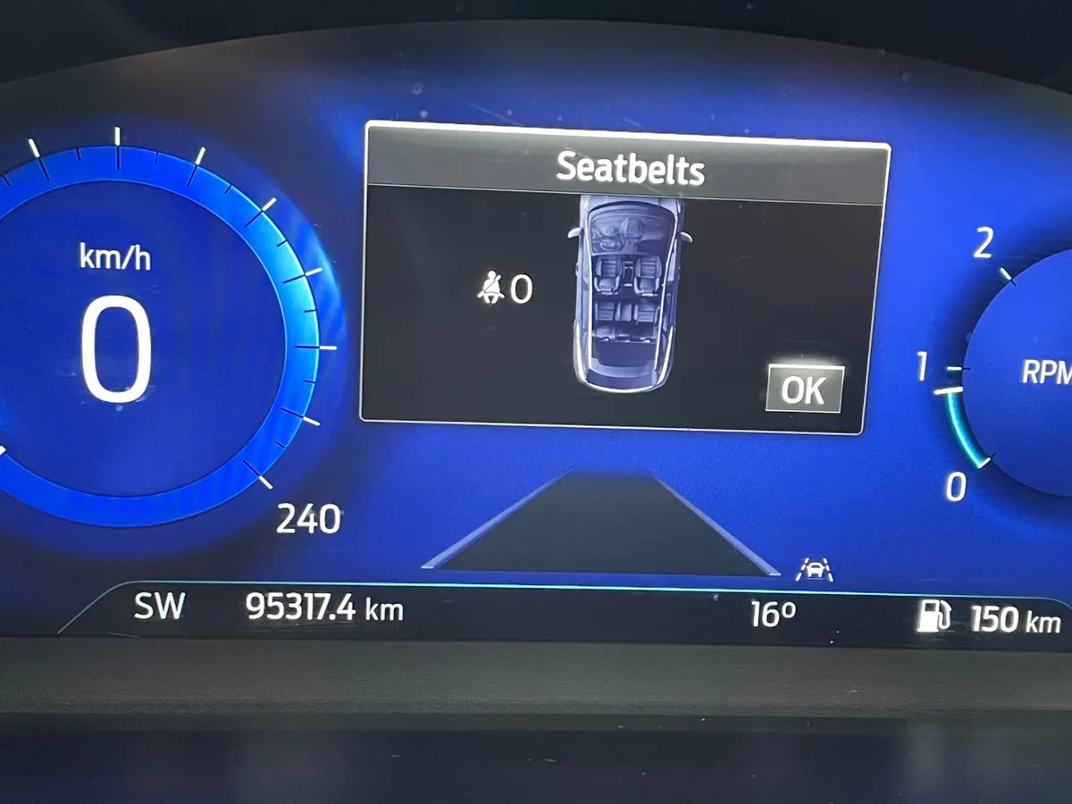 Ford Kuga 2021 - Image 2