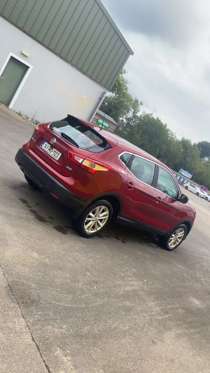2014 Nissan Qashqai 1.5 Diesel - Image 2