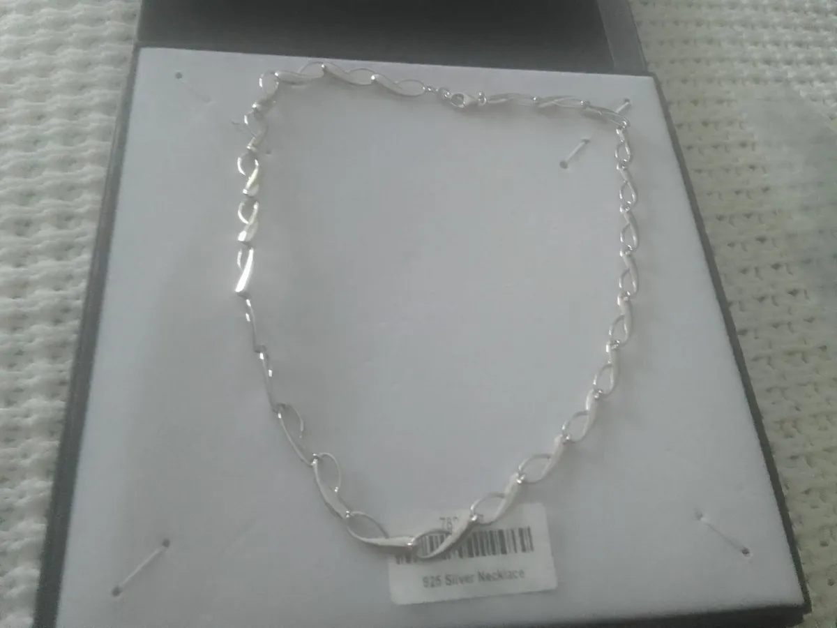 STG SILVER DESIGNER LUCY Q INFINITY CHAIN 28g NEW - Image 3