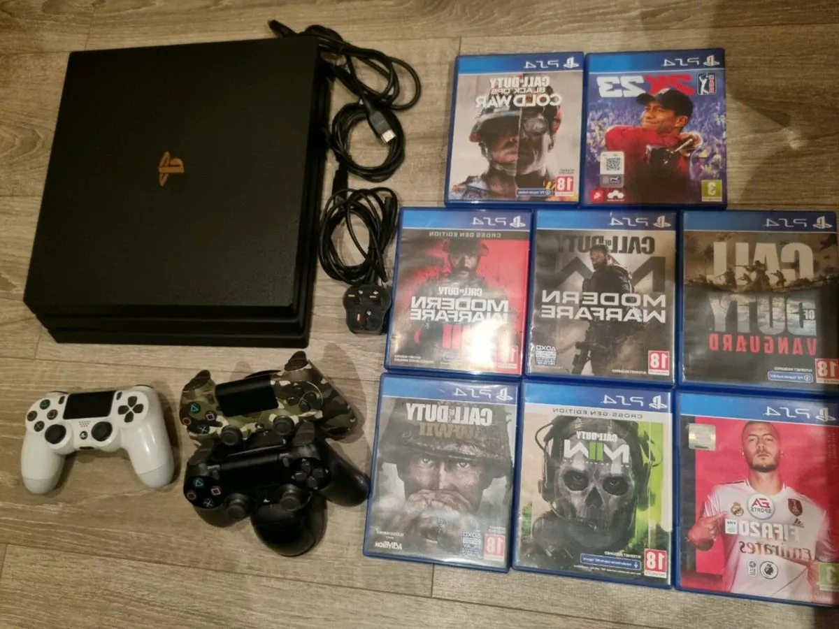 PS4 PRO 1TB - Image 1