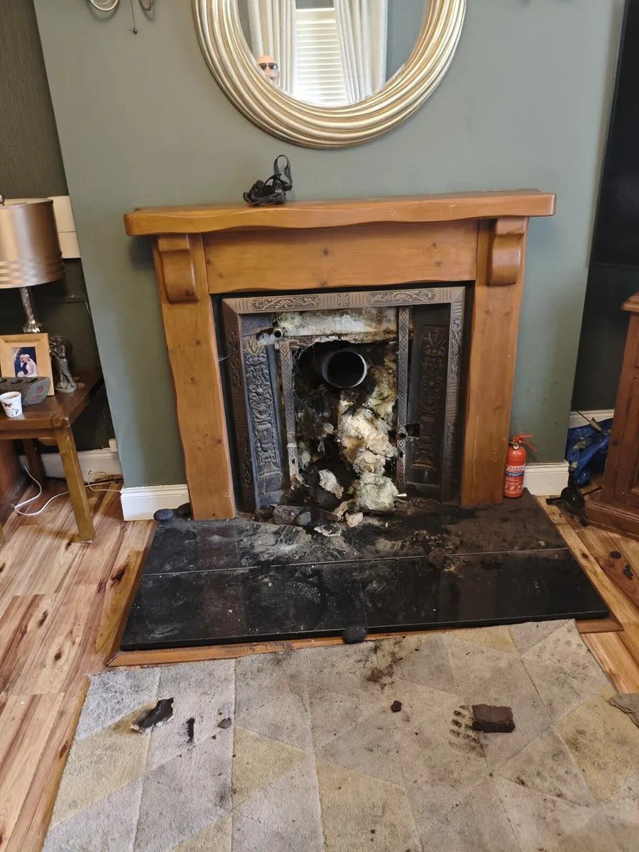 Fireplace and cast iron surround - Image 1