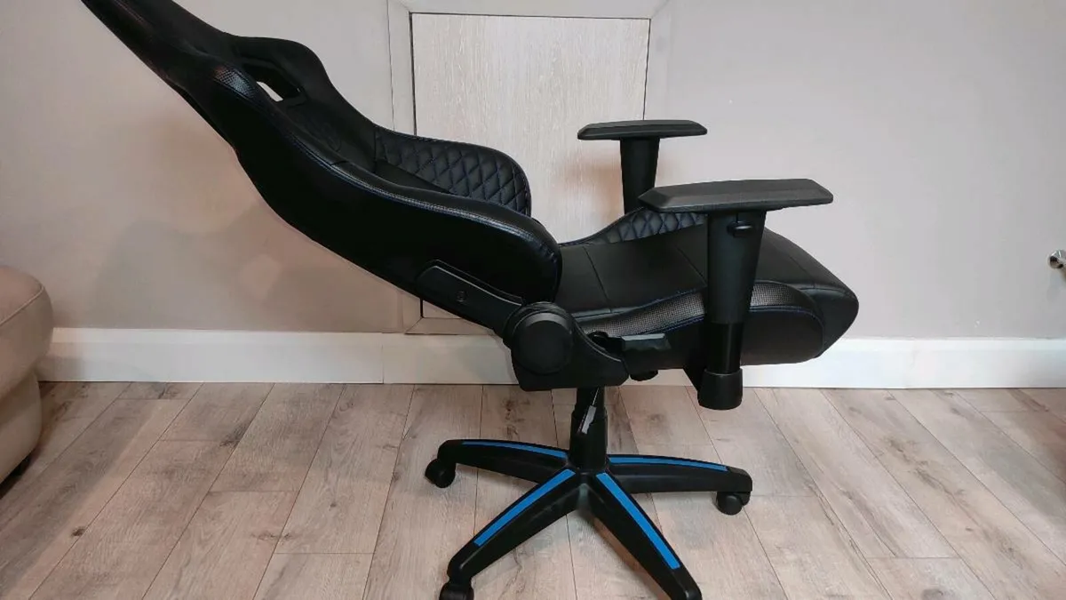 Brand new Gaming chair - Image 4