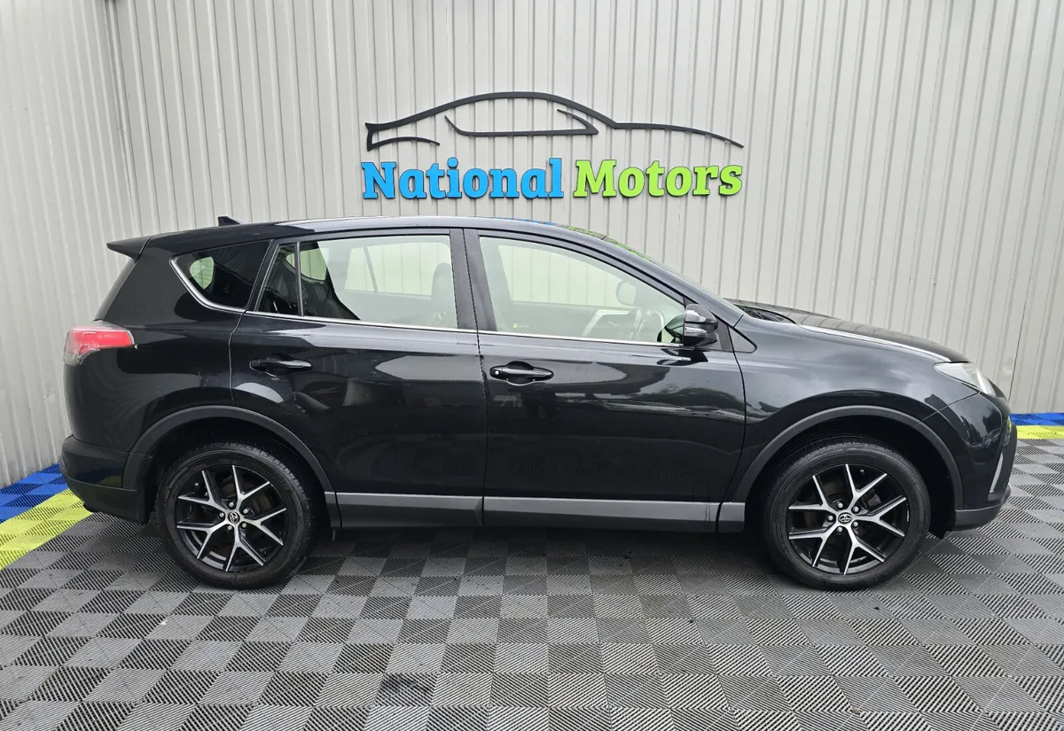 2016 Toyota RAV4 2.0 LUNA SPORT D-4D 2WD - Image 2