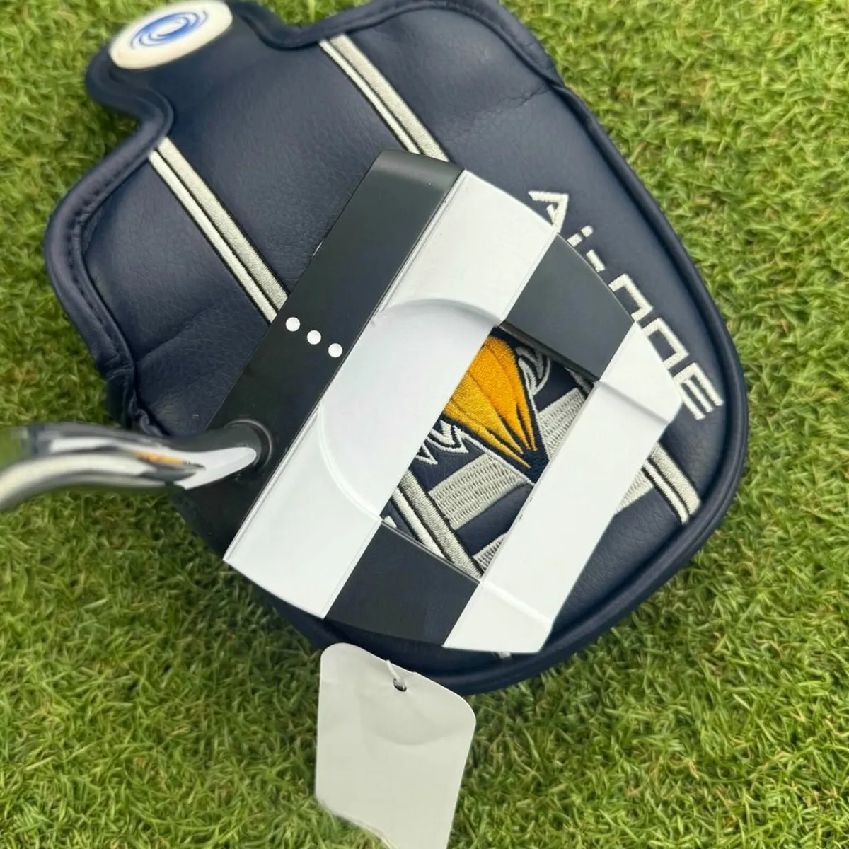 Odyssey Ai-One Jailbird Mini Db Putter / 34″ - Image 4